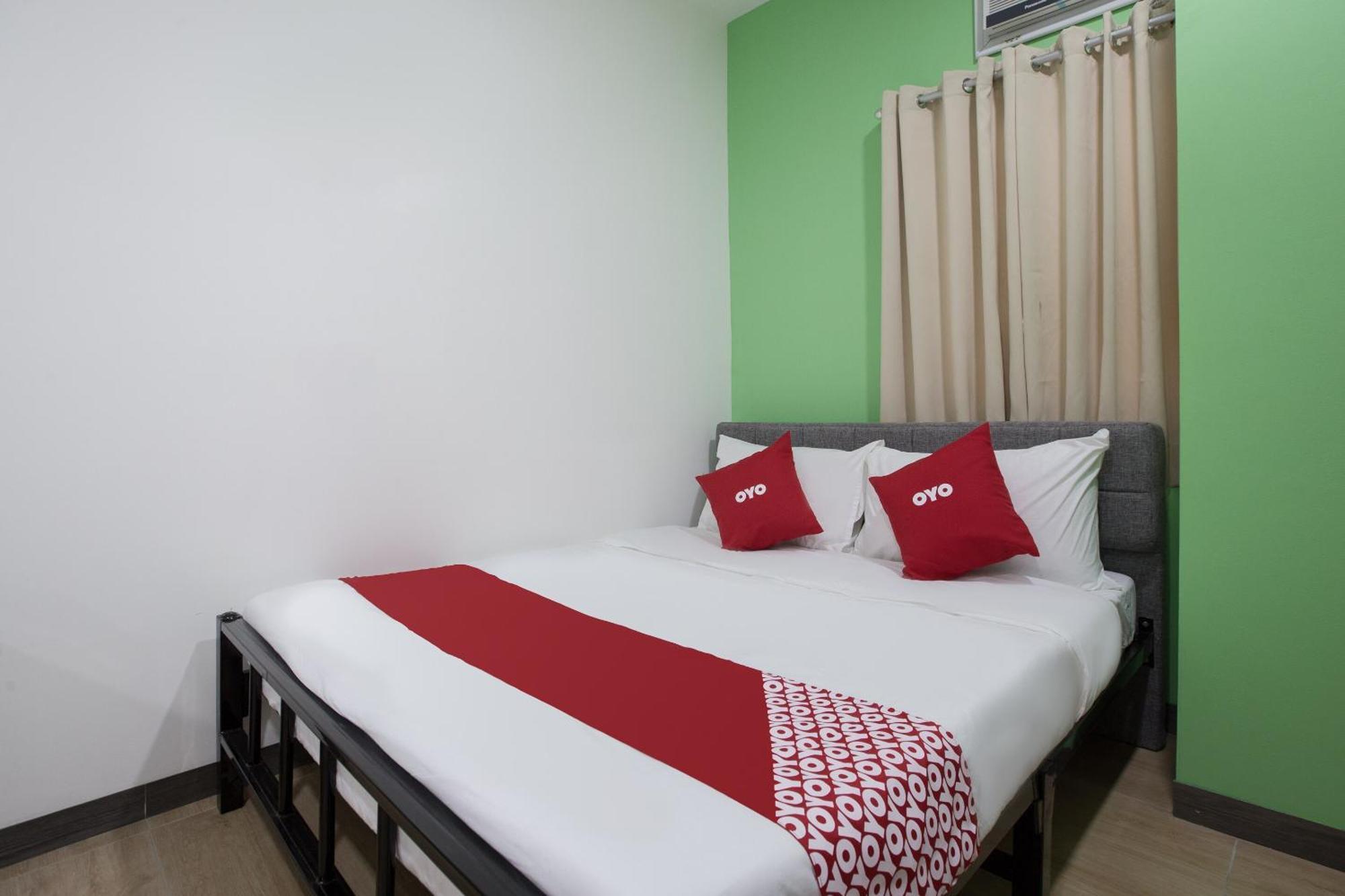 Casa Lily Hotel Quezon City Exterior photo