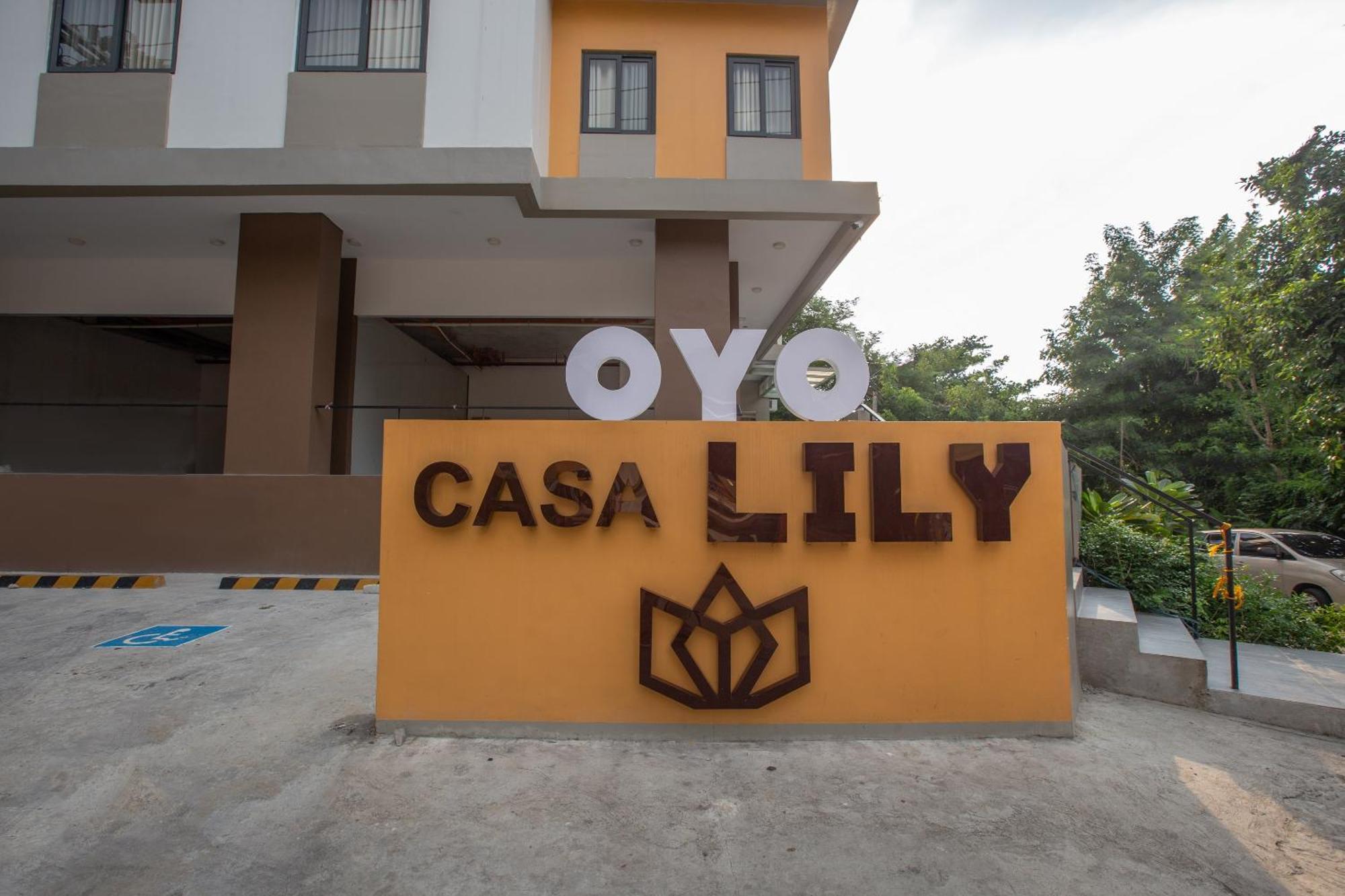 Casa Lily Hotel Quezon City Exterior photo