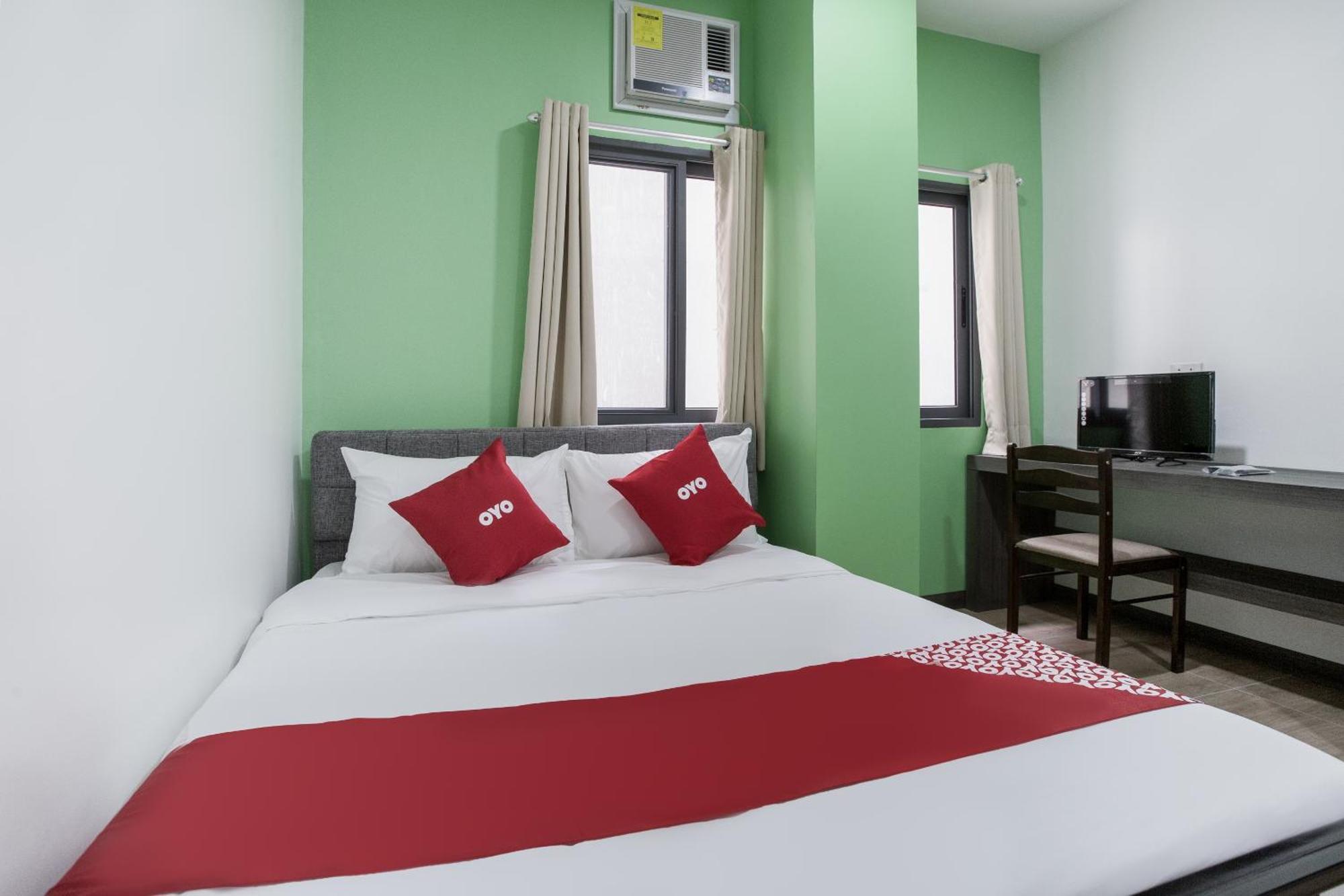 Casa Lily Hotel Quezon City Exterior photo